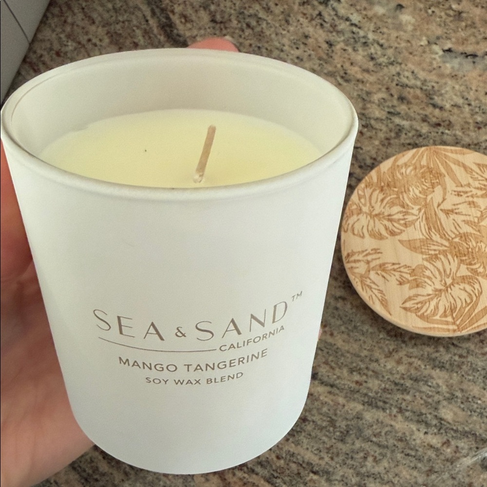 Mango Tangerine Soy Wax Candle - White